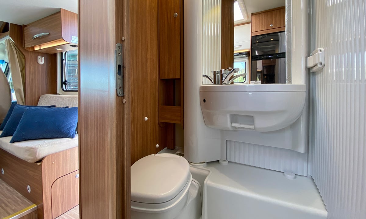 Motorhome toilet