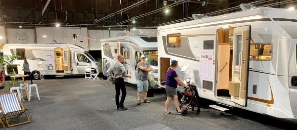 Covi Supershow 2021 attendees inspecting Burstner motorhome 600px