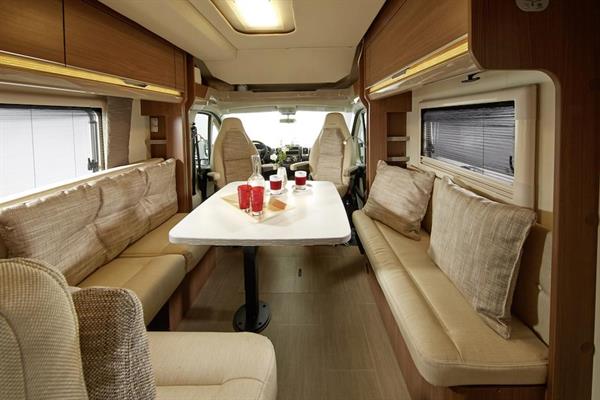 SmartRV-interior-living-lounge