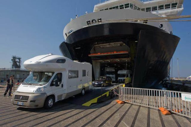 Shipping motorhome ship roro