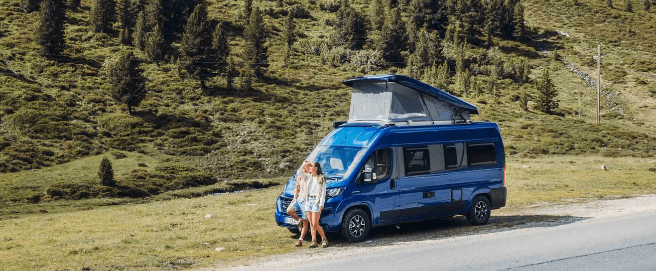 Carado Van Edition 15 with pop-up roof