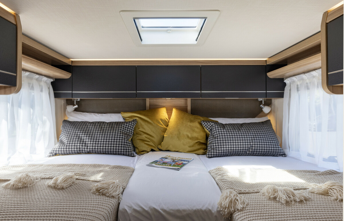 HYMER Crossover 2022_Bedroom