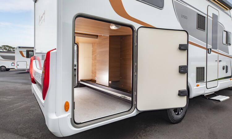 Garage space of a Bürstner TD 727 motorhome