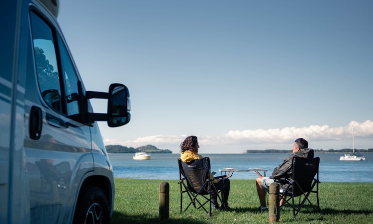 Freedom camping Lake Taupo