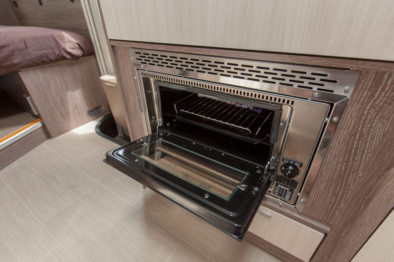 Oven in a motorhome