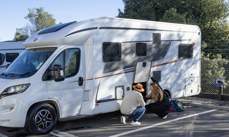 Burstner TD744 walkthrough