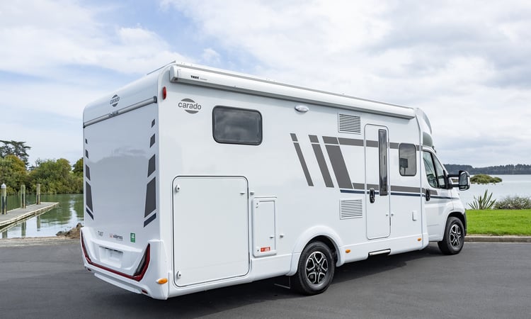 T457 09 exterior right rear