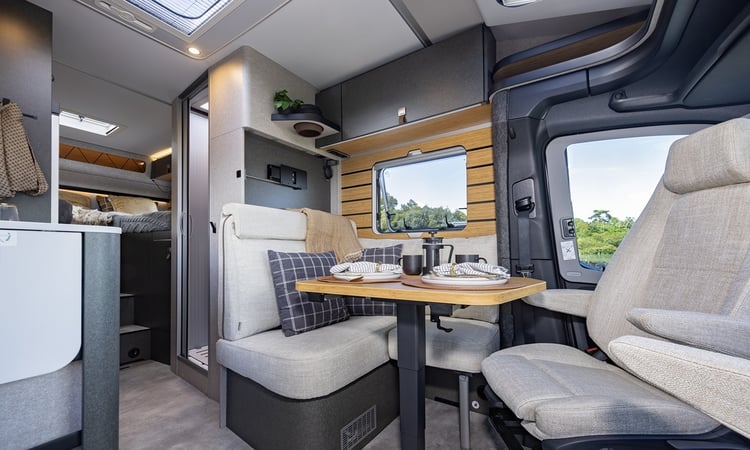 2025 Crossover - MLT 570 living