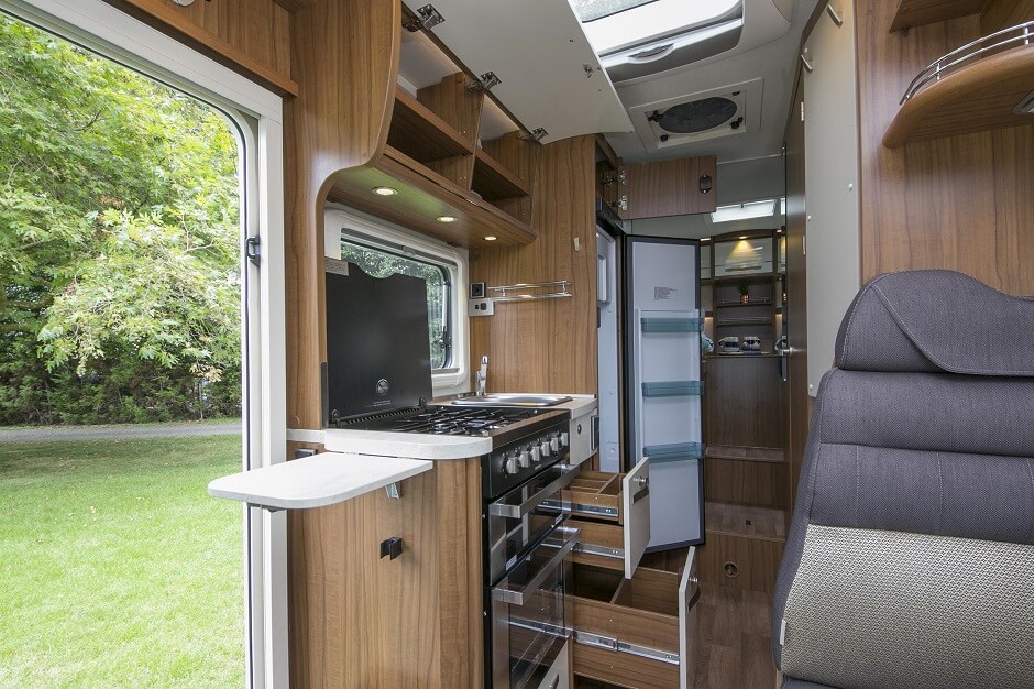 Wilderness 2020 Hymber MLT580 interior door open