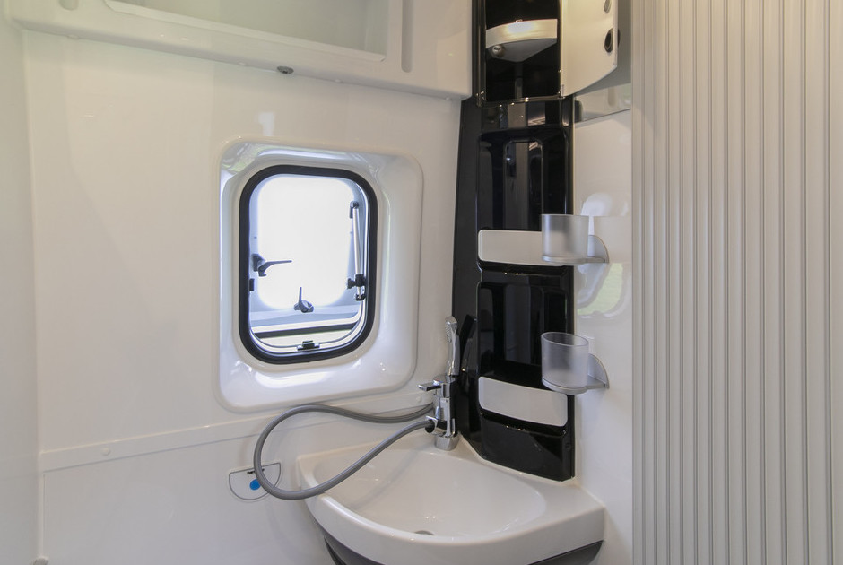 2018 Hobby Vantan motorhome interior bathroom