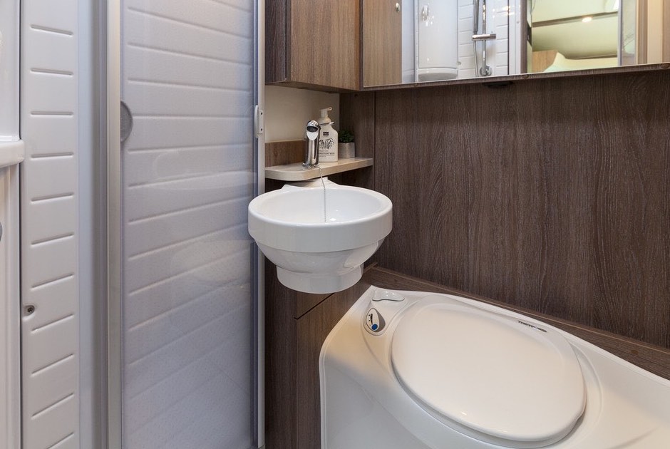 Wilderness 2016 Nexxo Time T569 motorhome interior bathroom