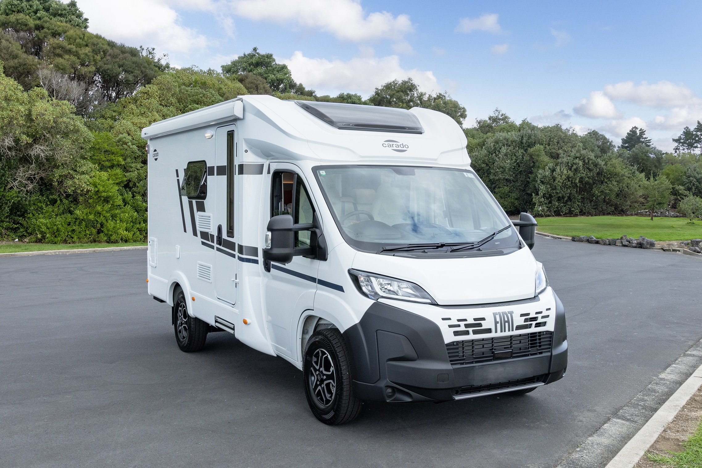 Wilderness 2025 Carado T135 motorhome exterior front side
