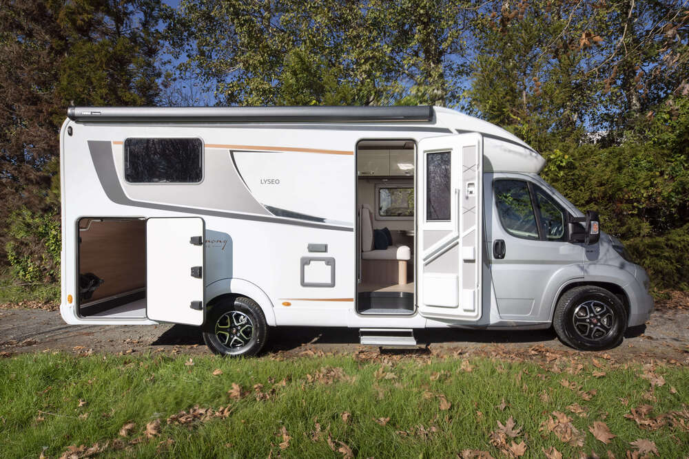 Wilderness 2022 Lyseo TD690G motorhome exterior side view
