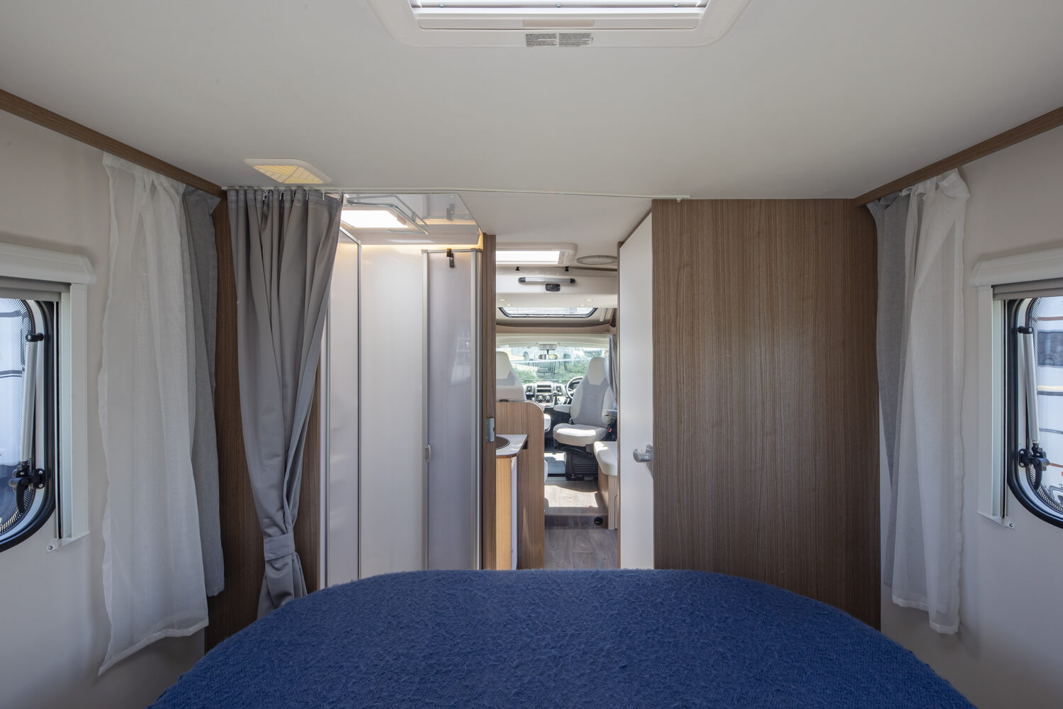 Wilderness 2021 Carado T449 motorhome interior bedroom look through