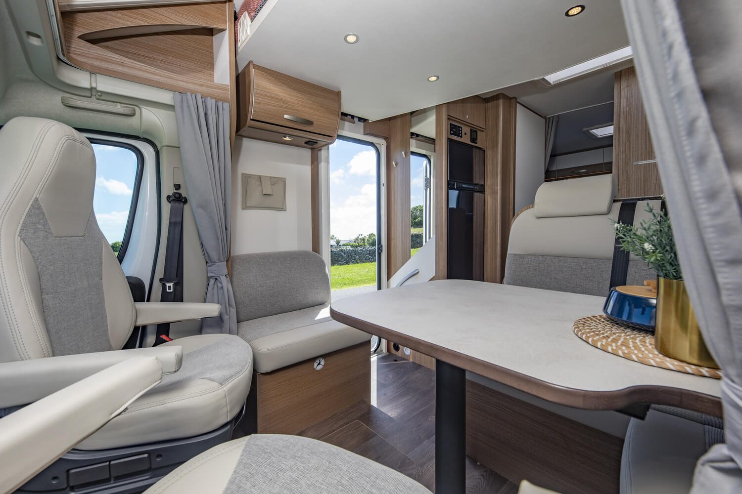 Wilderness 2021 Carado T449 motorhome interior living area door open
