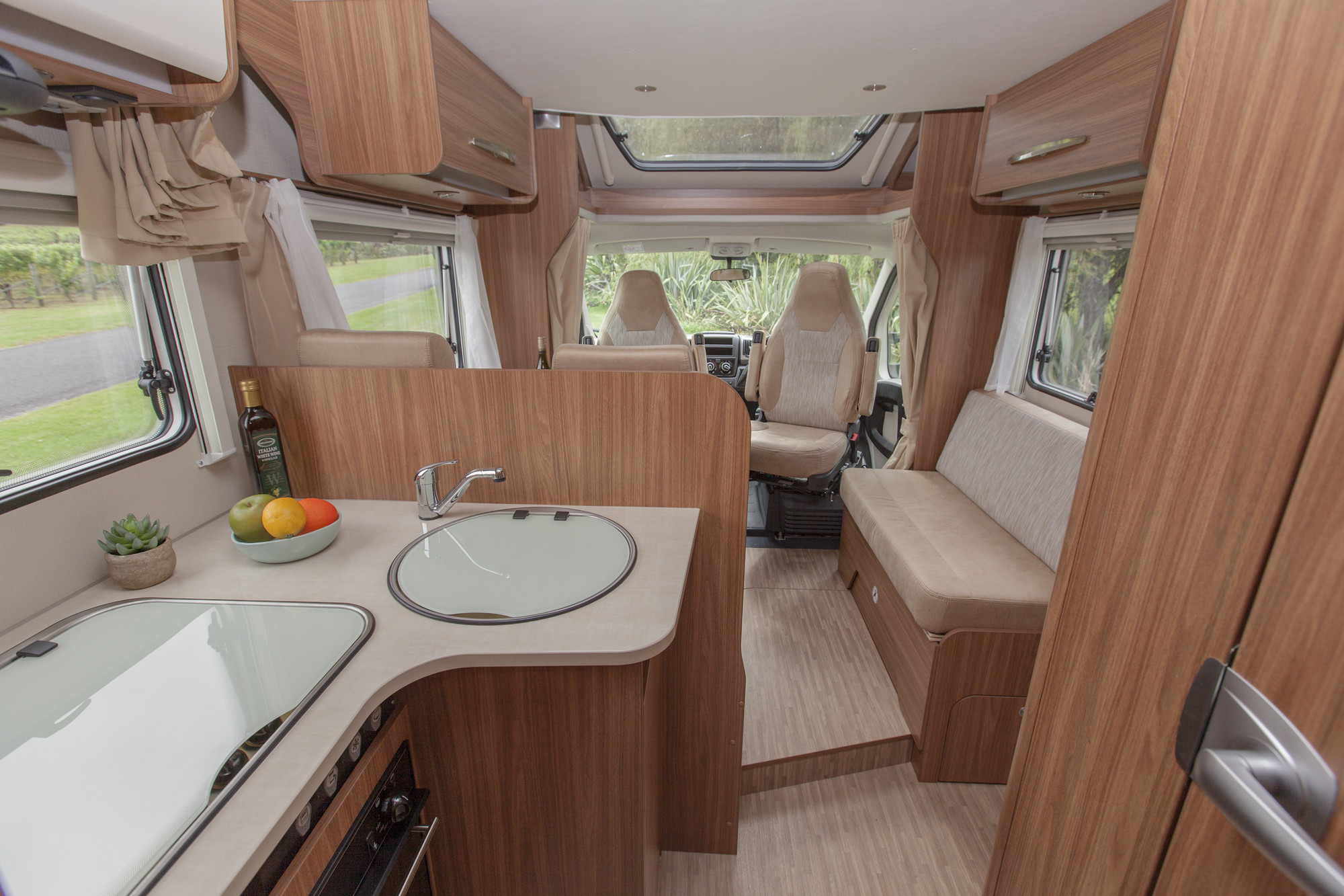 Wilderness 2018 Carado T448 motorhome interior 