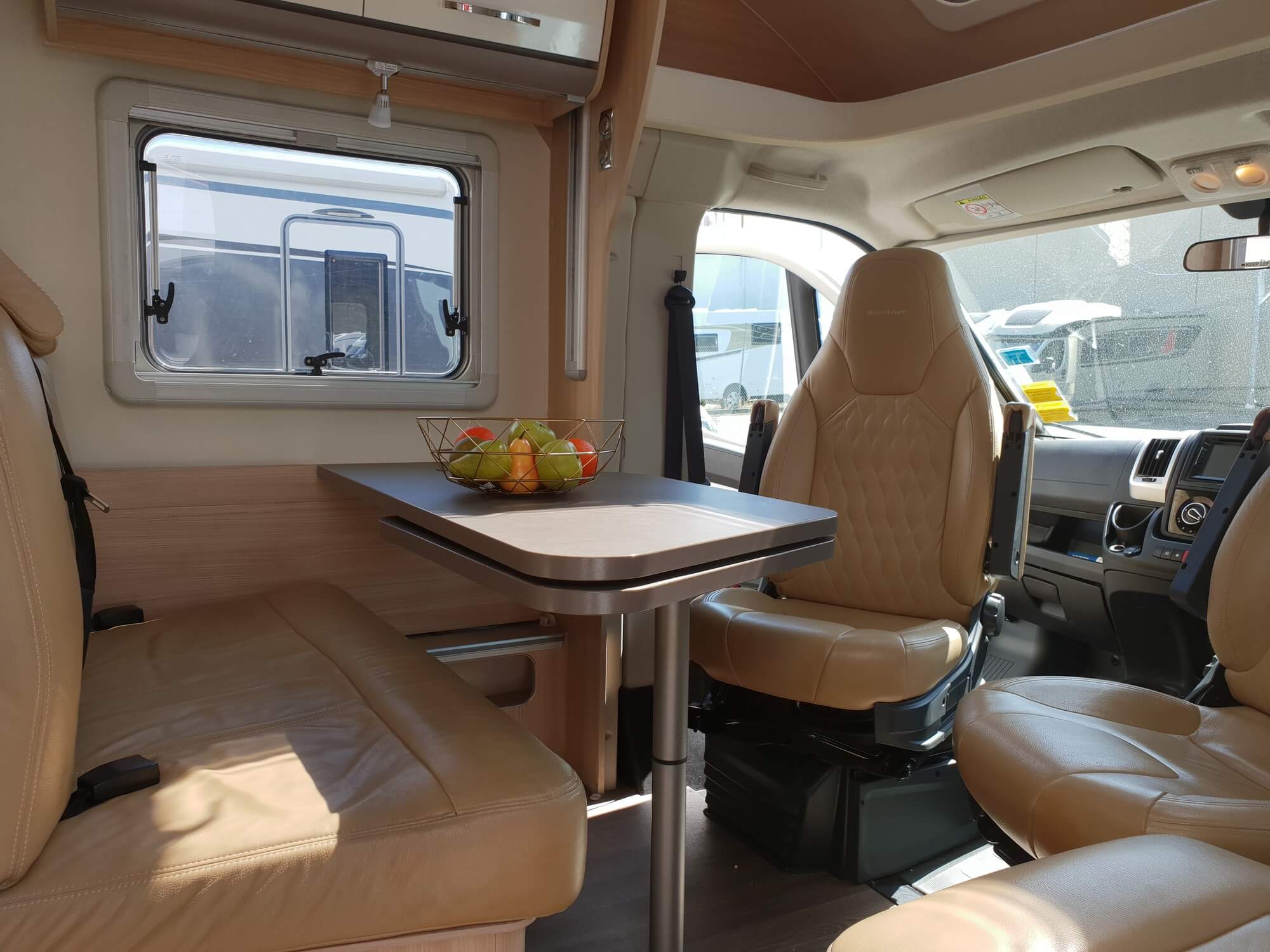 Wilderness 2018 Lyseo IT700 motorhome interior living area