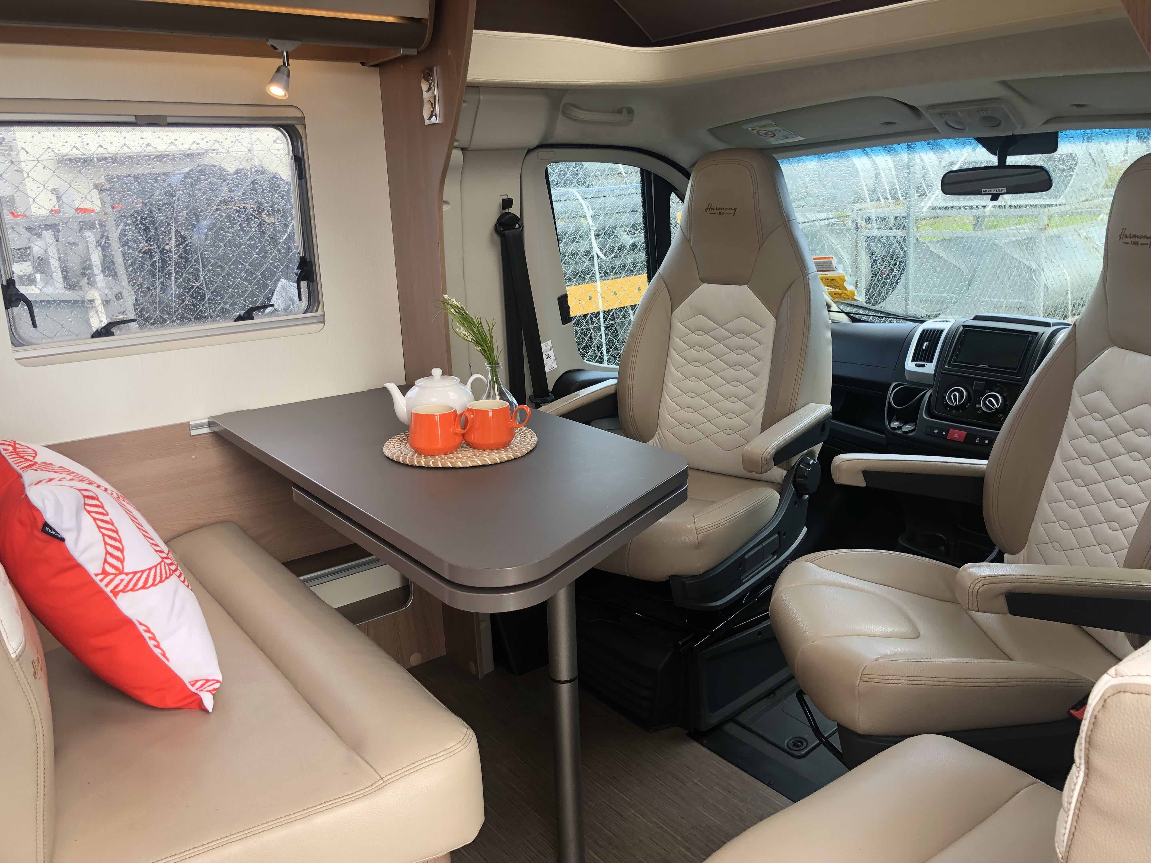 Wilderness 2018 Lyseo T700 motorhome interior living area
