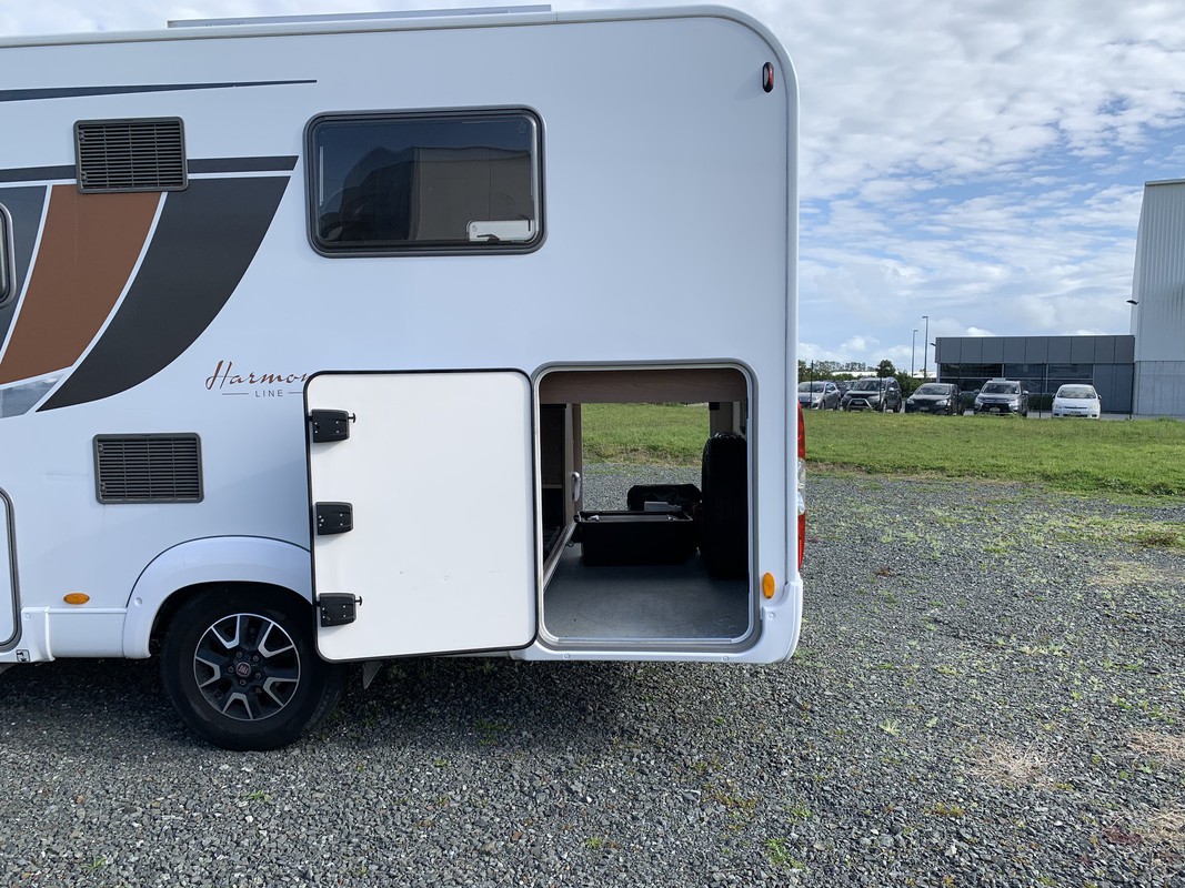 Wilderness 2019 Lyseo T734 motorhome exterior garage