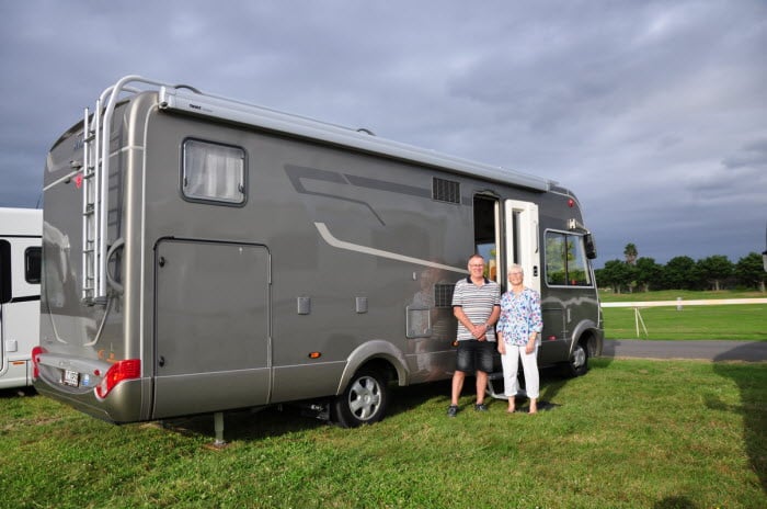 Grant & Wilma McGregor in front of their HYMER Starline B680 from SmartRV