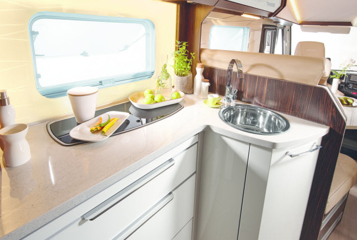 Motorhome kitchen, an essential space of your RV