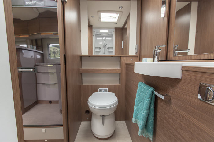 Wilderness motorhome bathroom